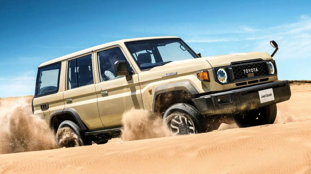 TOYOTA LAND CRUISER