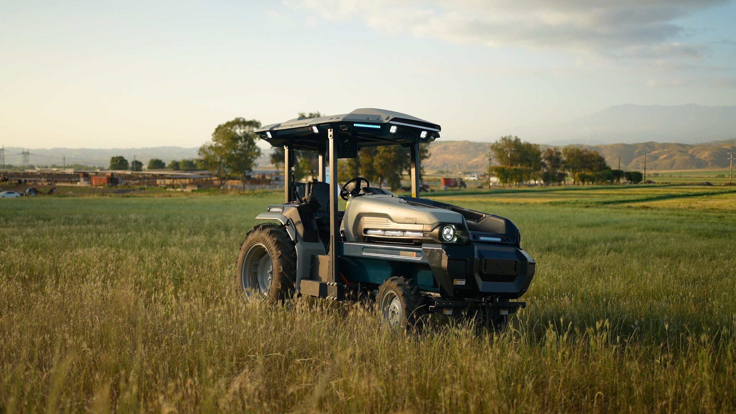 ELECTRIC TRACTOR